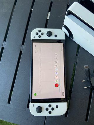 Nintendo Switch OLED Blanca + Dock TV