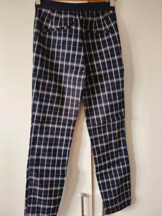 Pantalones Stradivarius cuadros Talla S