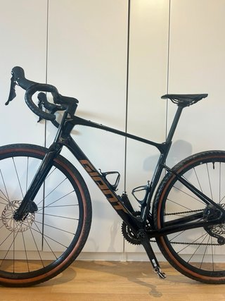 Bicicleta GIANT Revolt advanced 2
