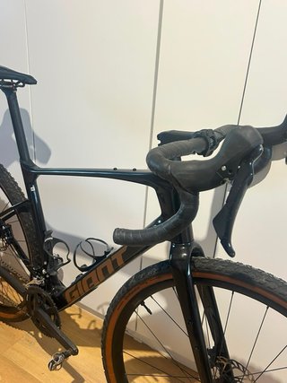 Bicicleta GIANT Revolt advanced 2