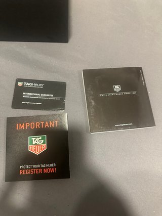 Caja y documentos TAG Heuer