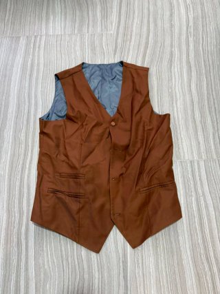 Traje de 3 piezas marrón nuevo