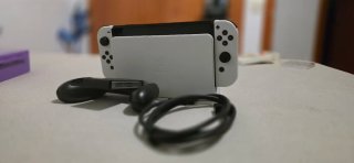 Nintendo Switch OLED ( SIN CAJA) FULL ACCESORIOS