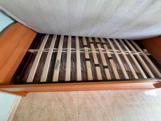 Litera triple (3 camas 90x190) + Cama nido