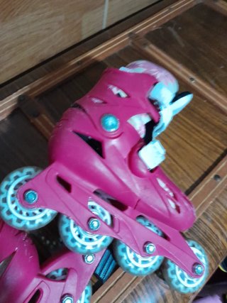 Patines en línea rosas