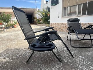 Tumbona plegable negra con bandeja Conjunto de dos
