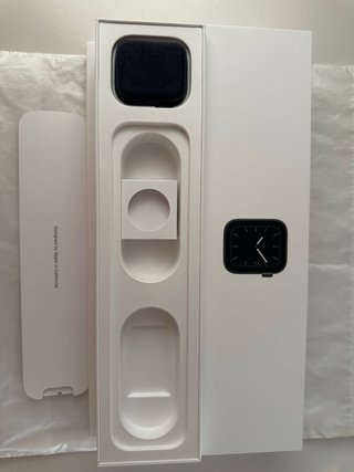 Apple Watch Series 5 44mm Space Gray