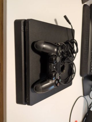 PS4 - PlayStation 4 Slim 1Tb con mando