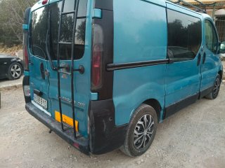 Opel Vivaro 2003
