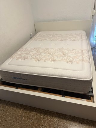 Colchón Viscoelástico 135x190 y cama Ikea 140x200