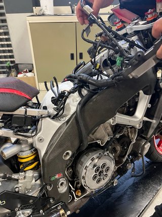 Aprilia RSV4