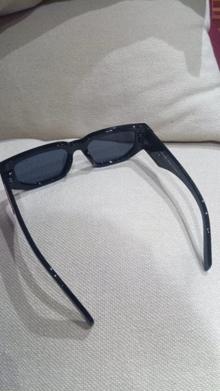 Gafas de sol negras