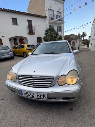 Mercedes-Benz C320 2002