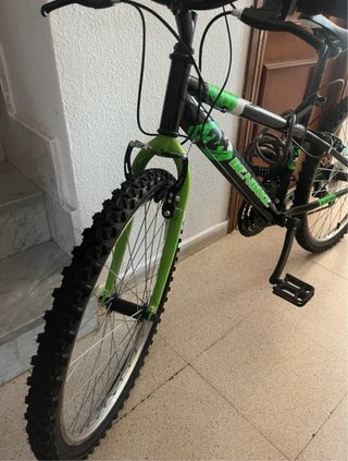 Bicicleta 24 Negra y Verde