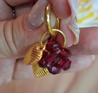Pendientes Corazón Borgoña y Dorado