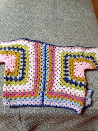 Chaqueta tejida a mano multicolor