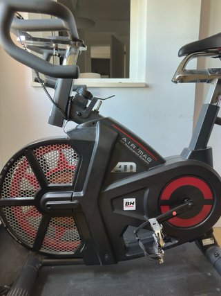 Bicicleta Estática BH Air Mag