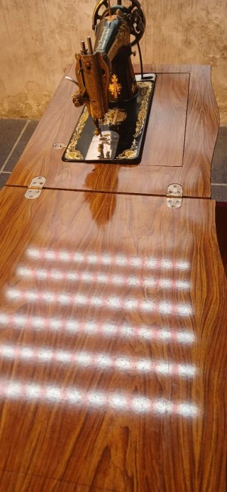 Máquina de coser Singer antigua
