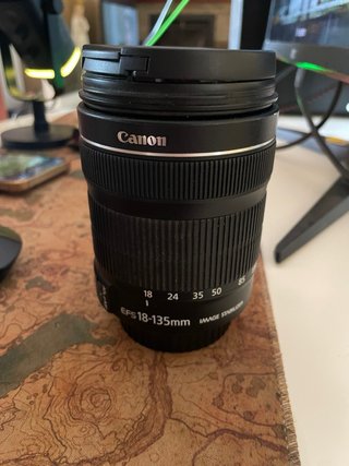 Canon EF-S 18-135mm f/3.5-5.6 IS STM