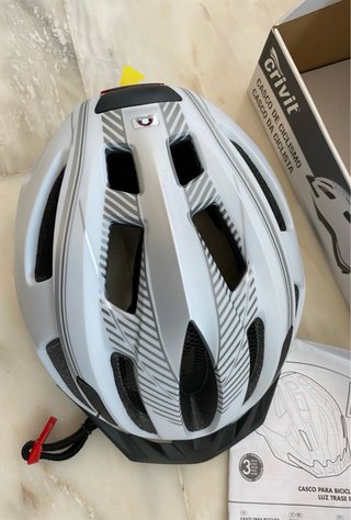 Casco Blanco Bicicleta/Patinete con LUZ led nuevo