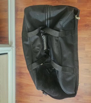 Bolso de viaje negro NO NEGOCIABLE
