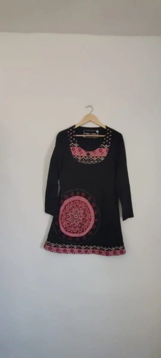 Vestido manga larga estampado talla M