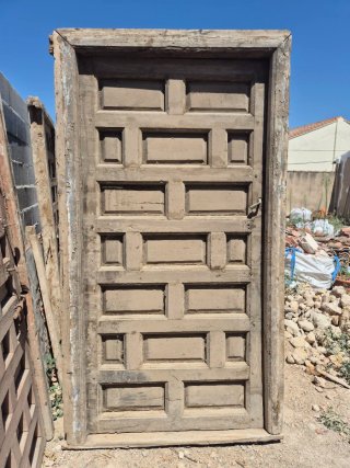 Puerta Antigua Madera con Marco y Forja Derribo