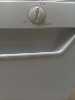 Hisense FV105D4AW2. Congelador, capacidad neta: 82