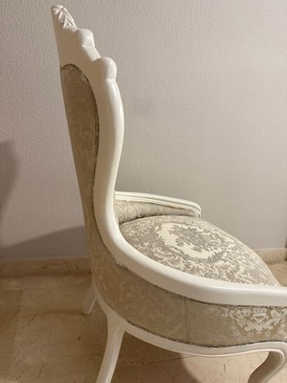 Poltrone Rococò Vintage Beige e Bianco