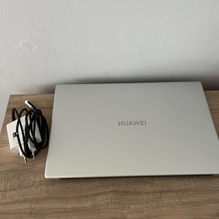 Huawei MateBook D 15 - Plata