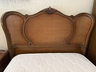 Cama 90 cm Madera y Rattan. Colchón incluido.