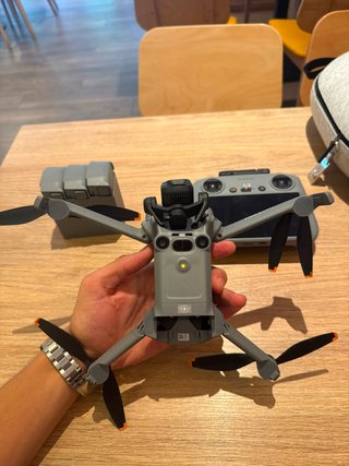 Dron DJI Mini 5 Pro Gris