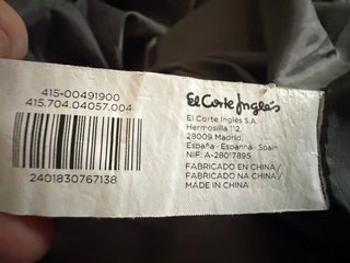 Abrigo acolchado El Corte Inglés gris Talla M