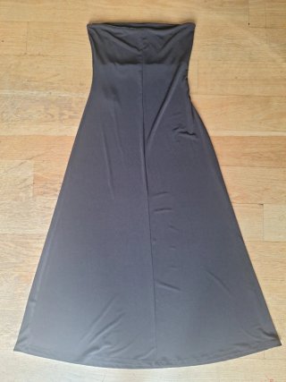 Vestido palabra de honor Stradivarius negro
