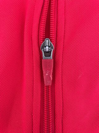 Sudadera Sevilla FC New Balance.