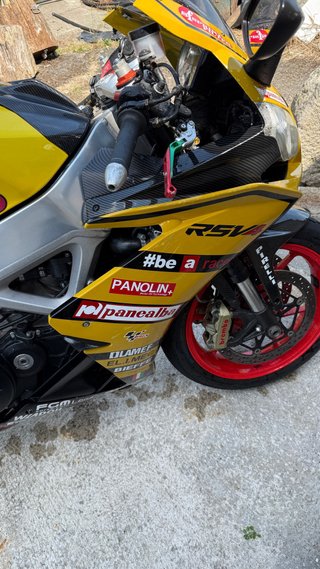 Aprilia RSV4