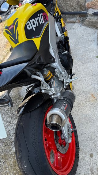 Aprilia RSV4