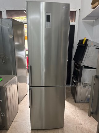Nevera LG plateada
