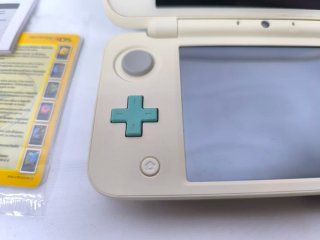 New Nintendo 2DS XL Animal Crossing Edition + Caja