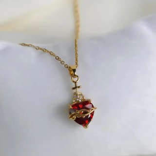 Colgante "Corazón de Jesús" chapado en Oro 18k.