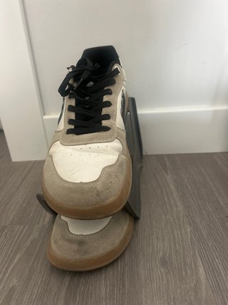 Zapatero individual apilable. Total: 10 unidades