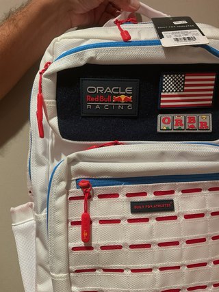 Mochila Red Bull Racing NUEVA. Sin estrenar.