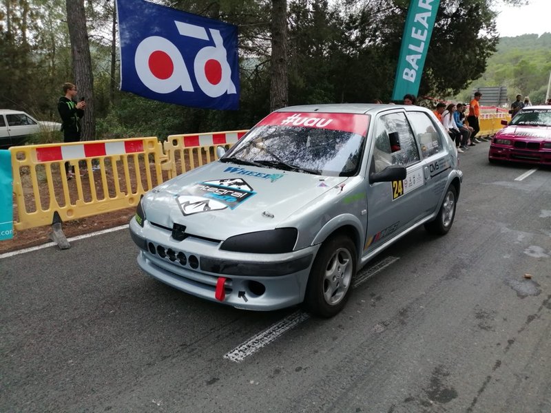 Peugeot 106 2000 - foto 1
