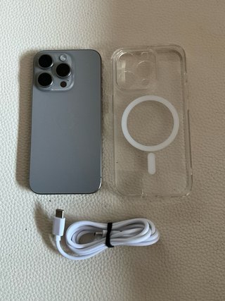 iPhone 15 Pro Gris Titanio 128GB