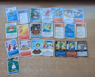 22 cromos Club Penguin