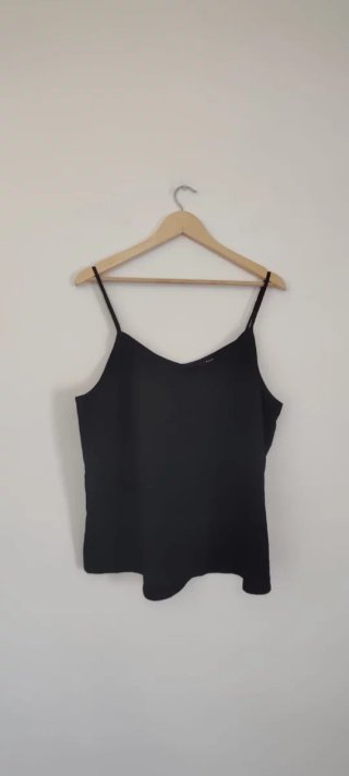 Camiseta tirantes negra talla XL