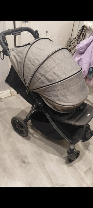 Silla de paseo negra y gris