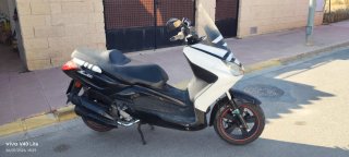 TGB X Motion 125R Maxi Scooter Negra y Blanca