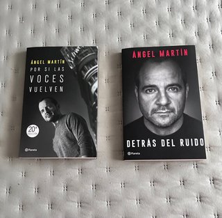 2 libros de angel martin