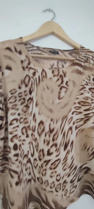 Camiseta señora estampado animal print Talla L